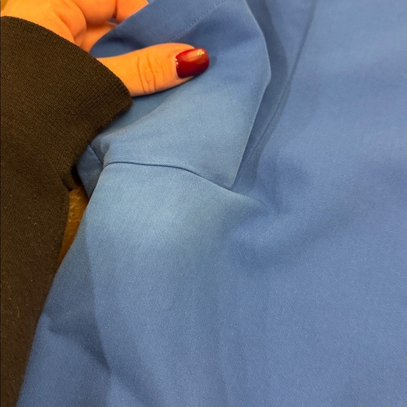 Figs Men's scrub top - Picture 3 of 8